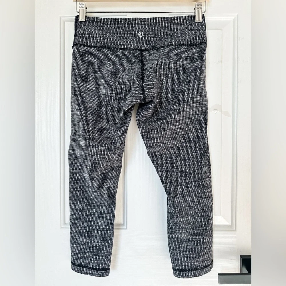 Lululemon Wunder Under Crop Leggings Women’s - Size 6 - Picture 6 of 15